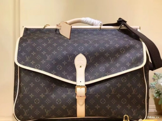 BAG LOUIS HUNTING VUITTON 0724